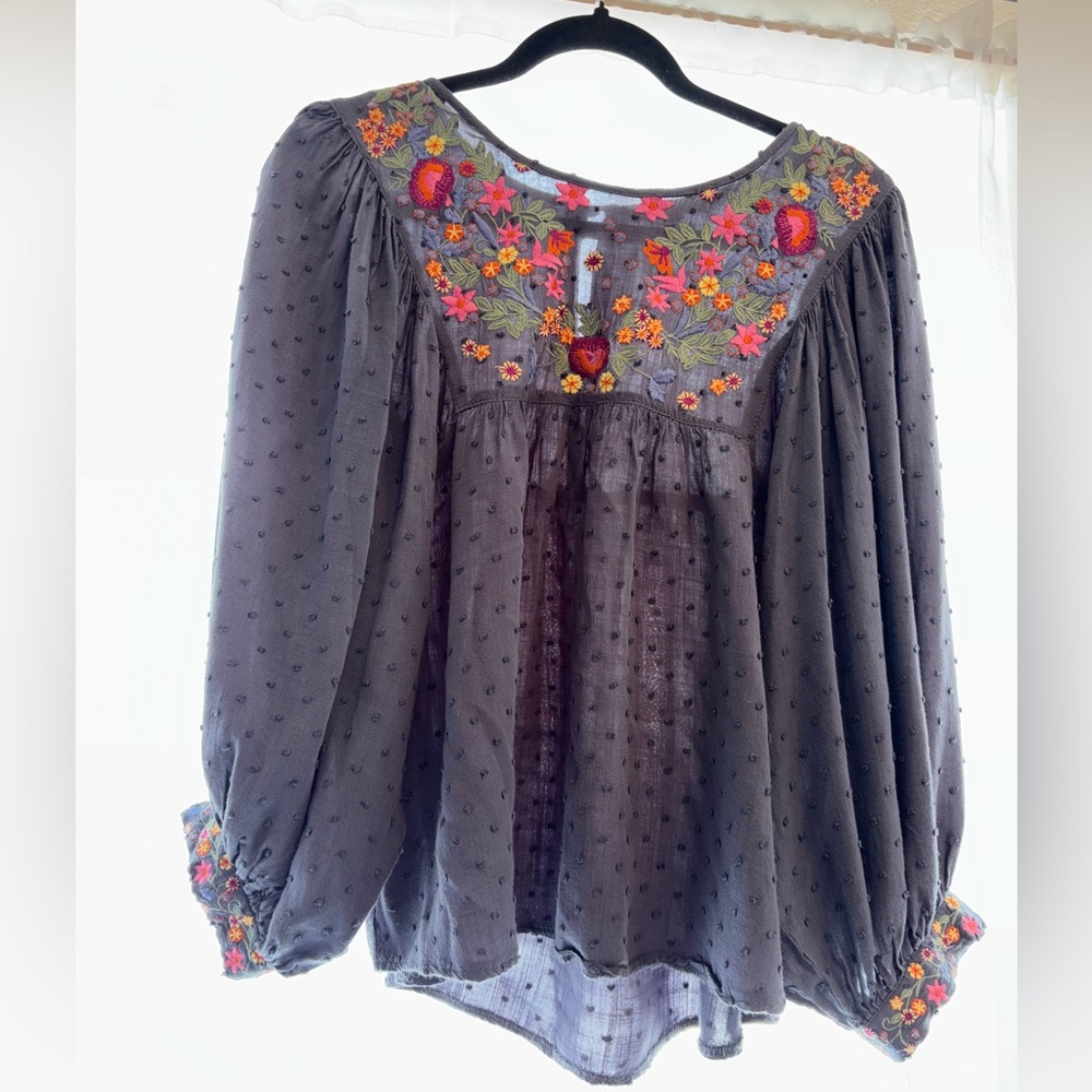 Embellished long sleeve Blouse